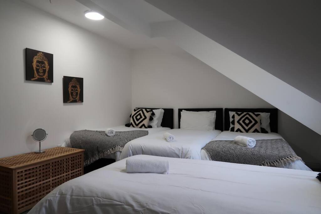 Two-bedroom With Scenic Balcony View *